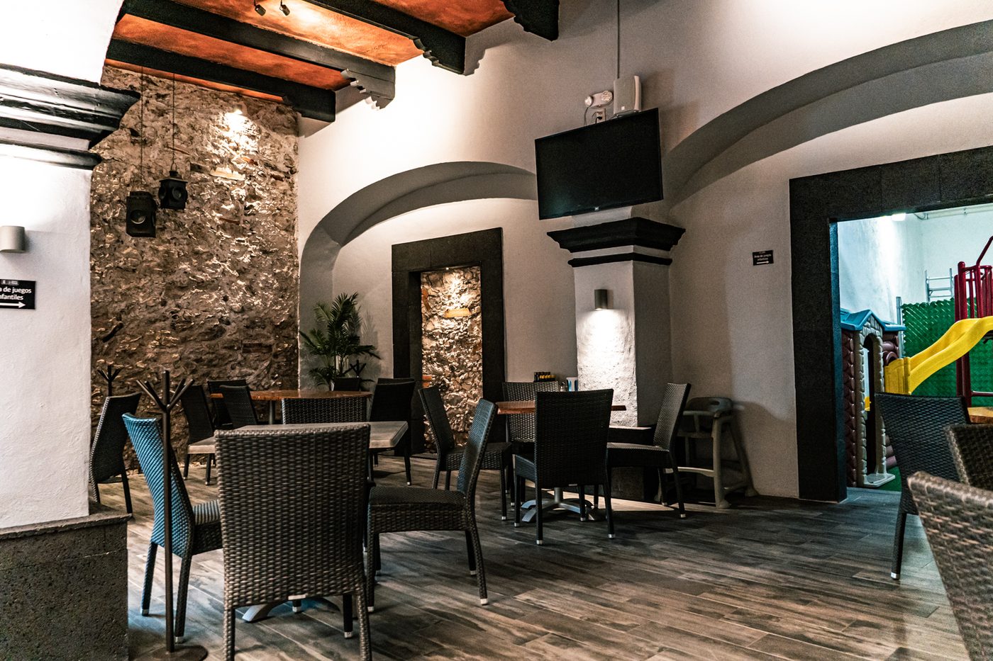 Comedor lateral